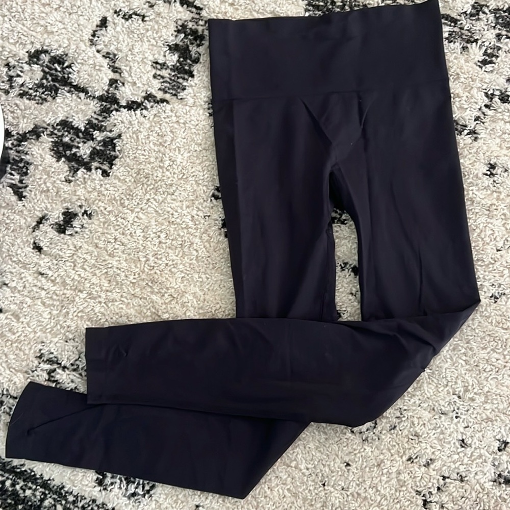 Skims leggings black size small
